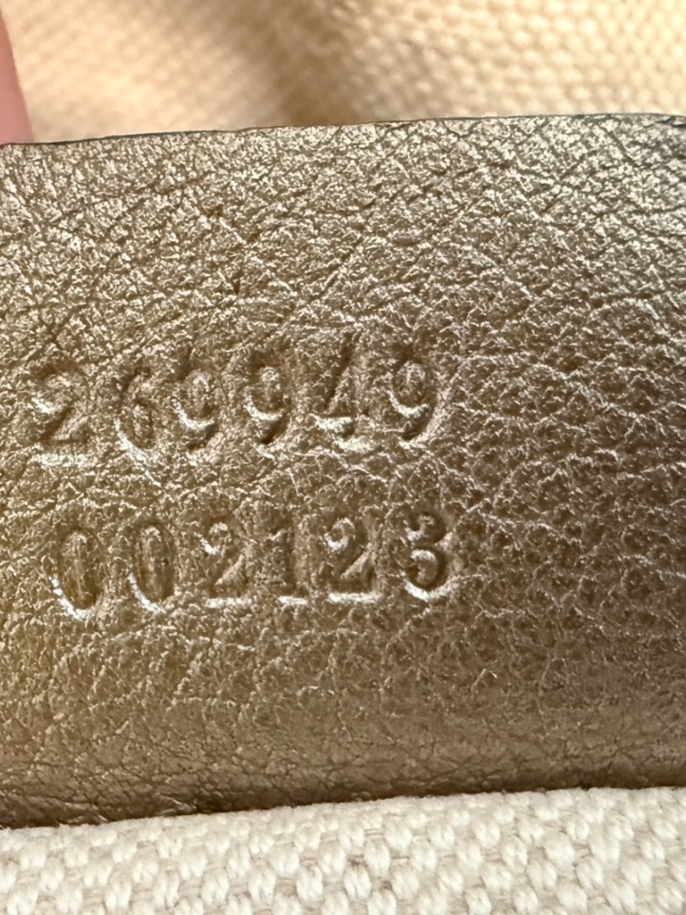 Gucci Medium Bella Hobo - Authentic - Picture 14 of 16